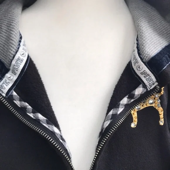 Pink Victoria’s Secret - Vintage ☮️ Fleece Hoodie - Picture 7 of 9